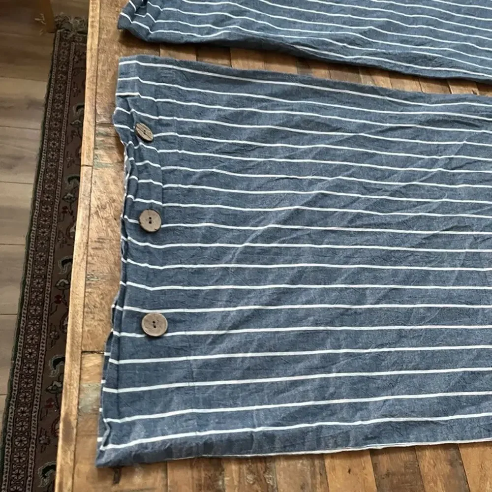 JellyMoni Queen Pillow Case Set of 2 100% Cotton Blue Striped Button Closure